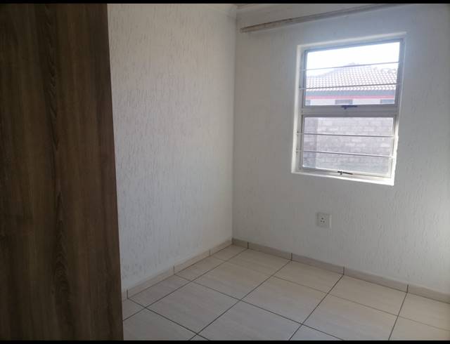 3 bed property to rent in STRUBENVALE